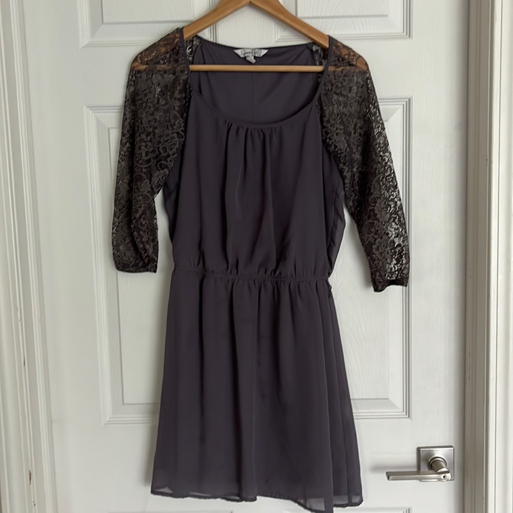 $20/2 Speechless Elegant Lace Sleeve Gray Dress